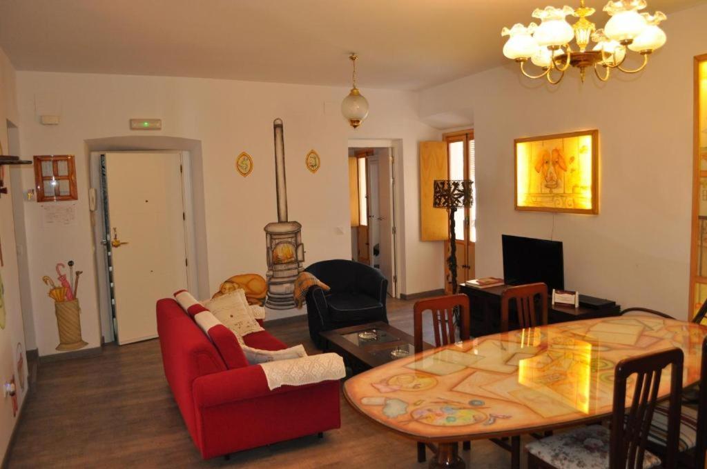 Apartament Destino Deluxe Plaza De Santiago - 2 Hab Caces Zewnętrze zdjęcie