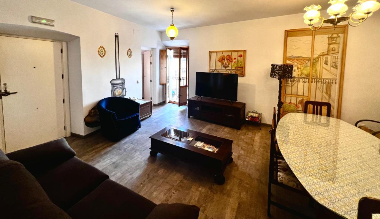 Apartament Destino Deluxe Plaza De Santiago - 2 Hab Caces Zewnętrze zdjęcie